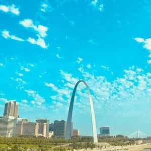 Meet your Posher, Hope